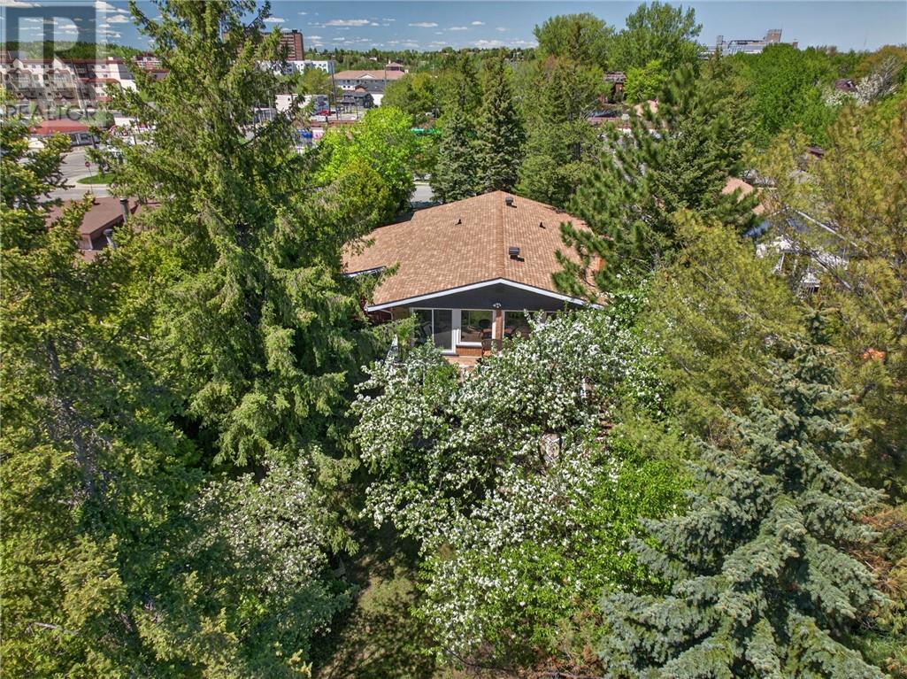 27 Nepahwin Avenue - 67