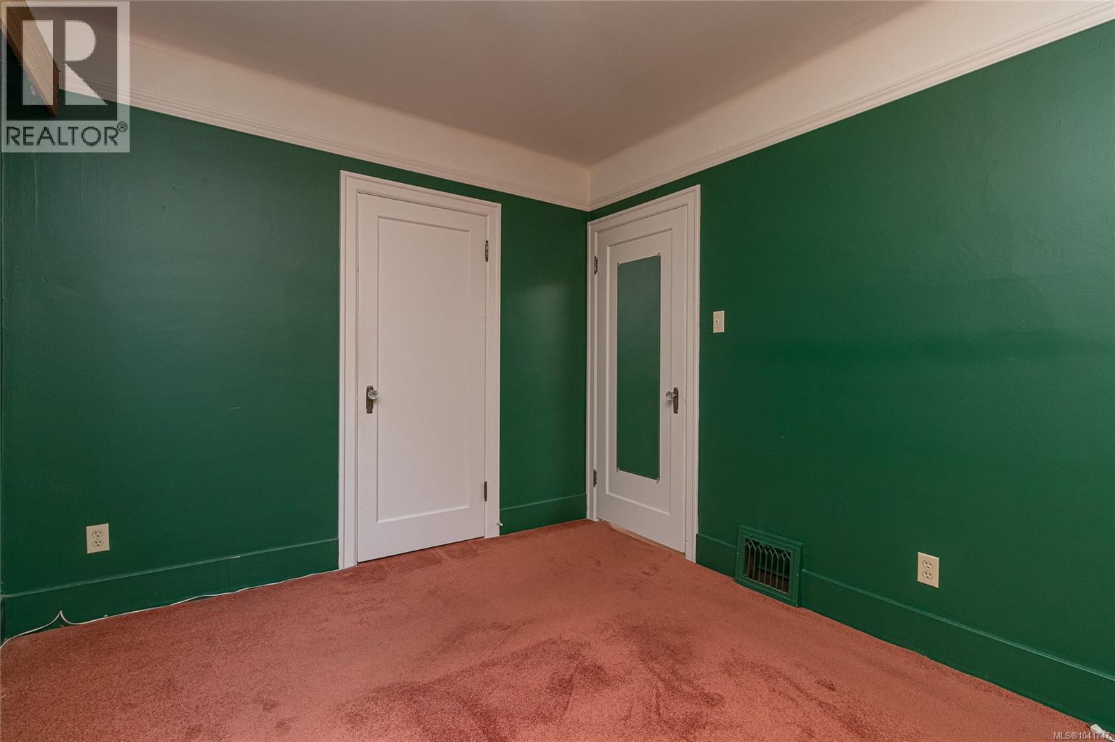 690 Dallas Rd - 37
