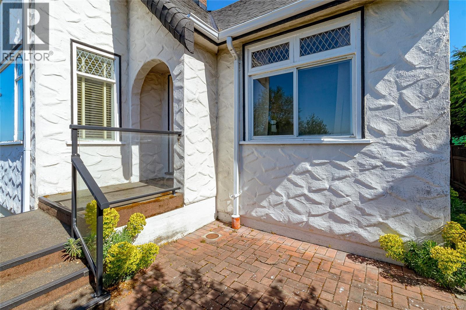 690 Dallas Rd - 50