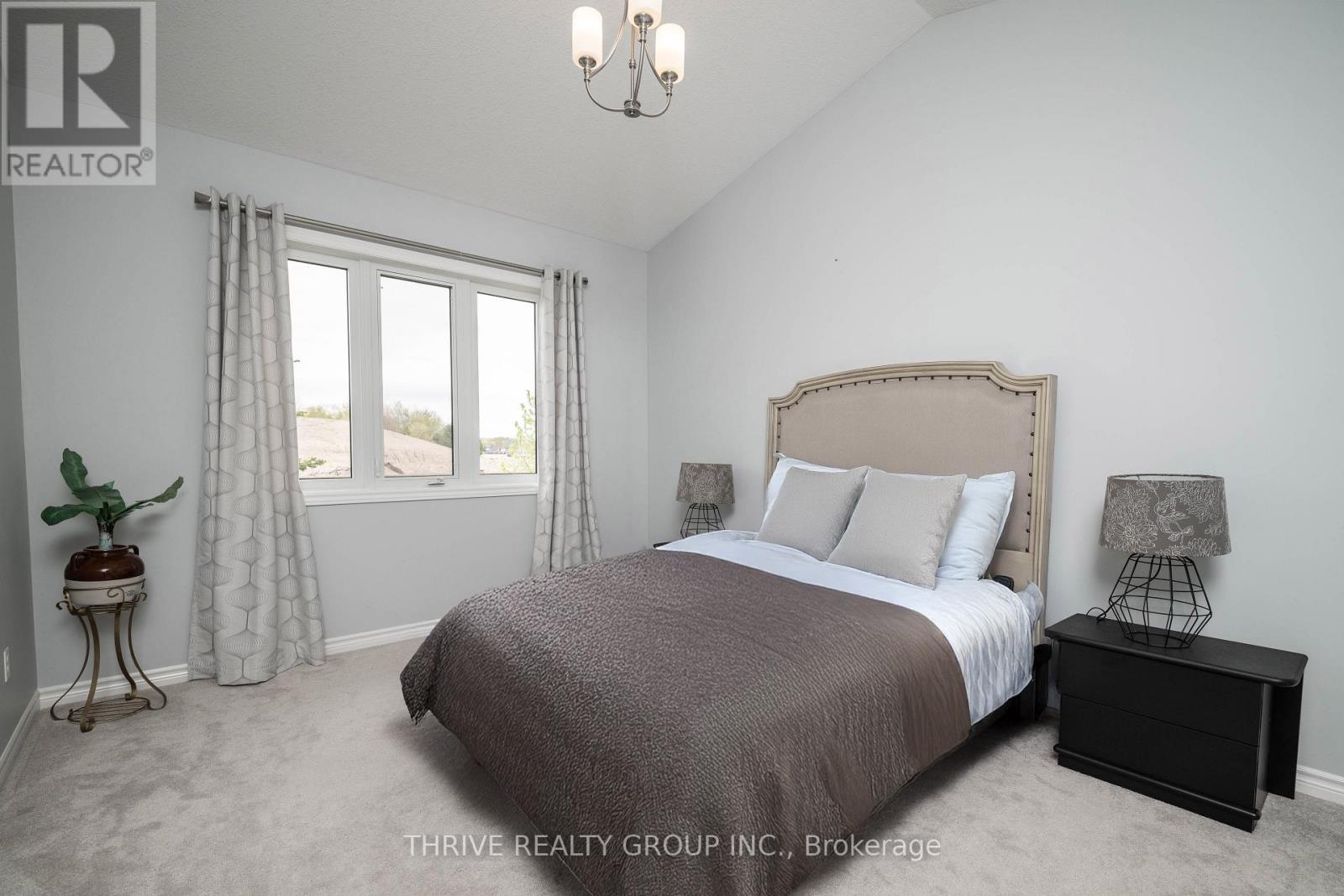 #123 2250 BUROAK DRIVE - 11