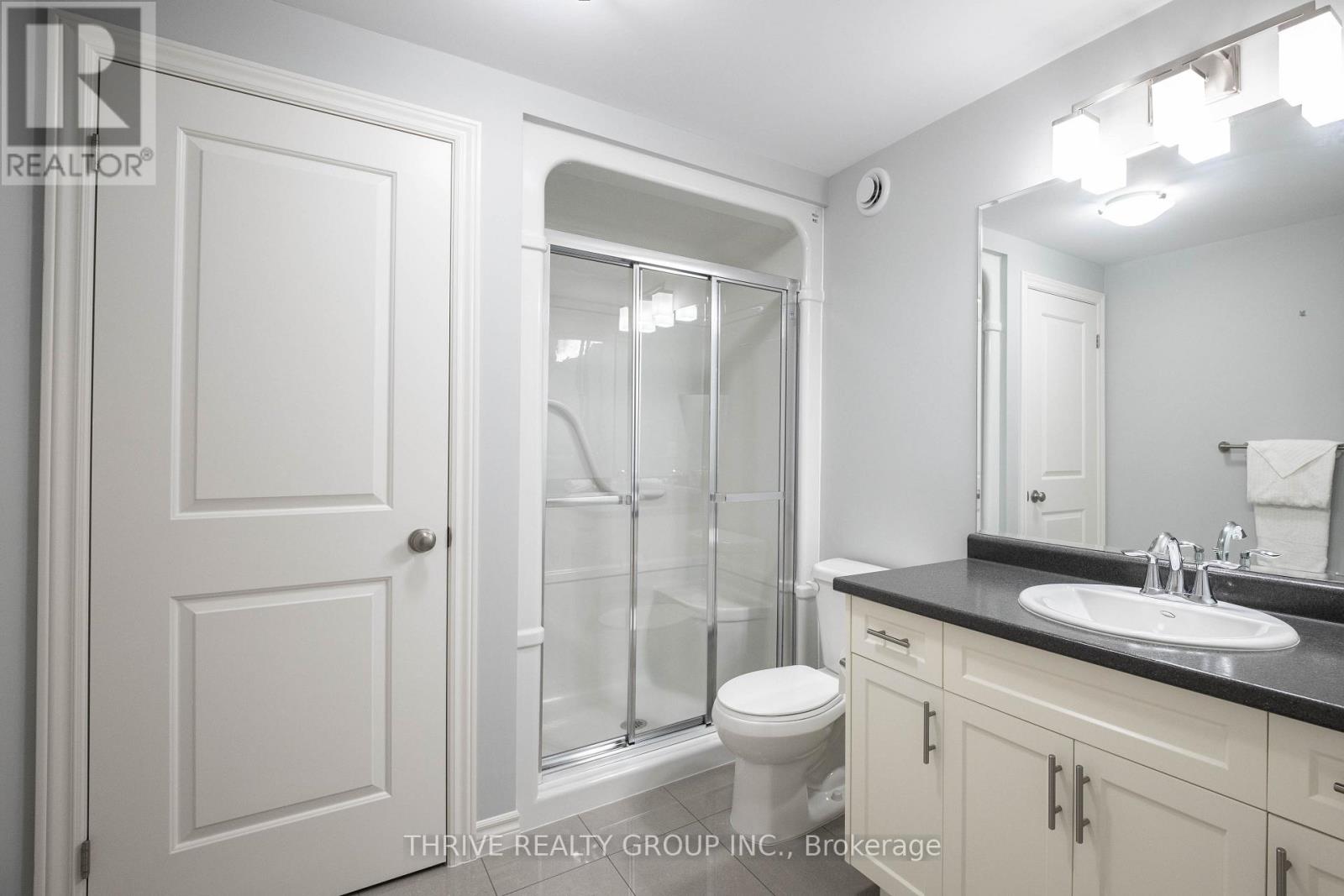 #123 2250 BUROAK DRIVE - 19