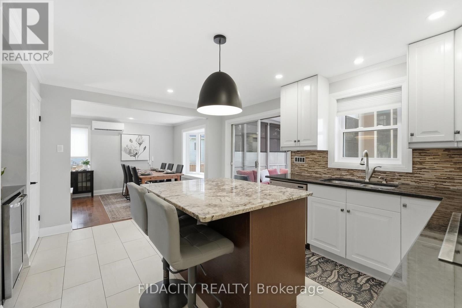 4 Bed, 4 Bath House for Sale in Ottawa – 13 POOLE CREEK CRESCENT, Ottawa – MLS# X13498030 - Image 14