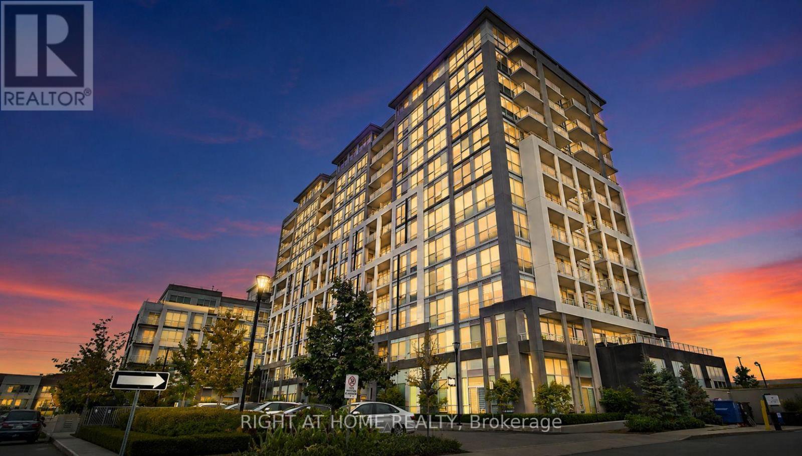 Photo of 1050 Main Street