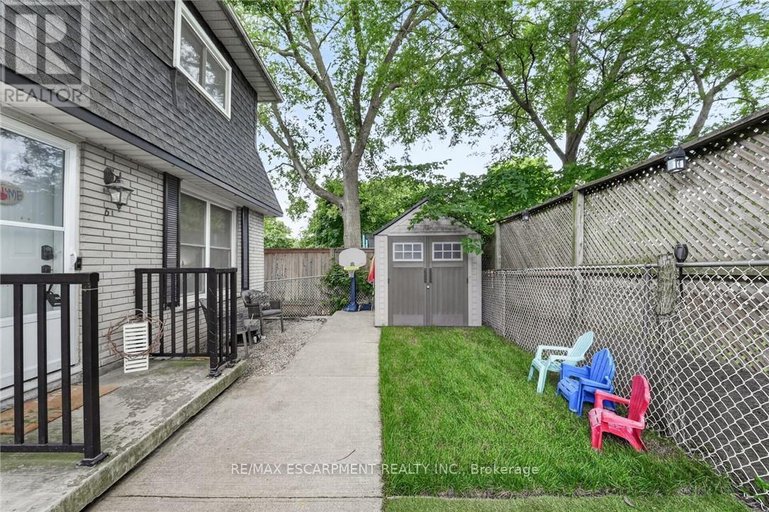 #6 156 ST CATHARINES STREET - 39