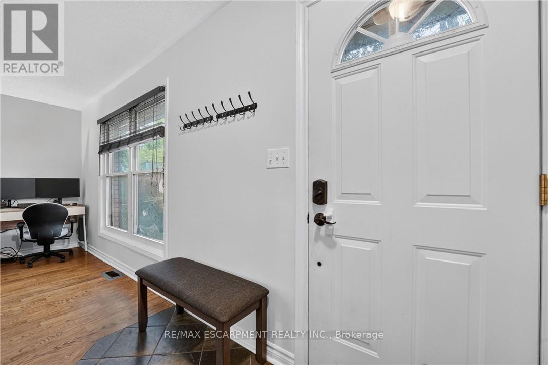 #6 156 ST CATHARINES STREET - 6
