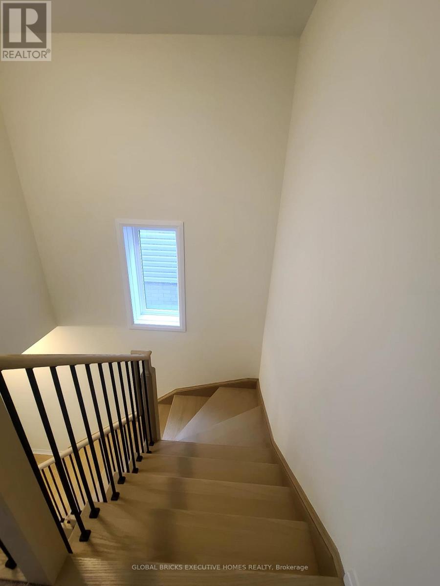 11 POETT AVENUE - 21