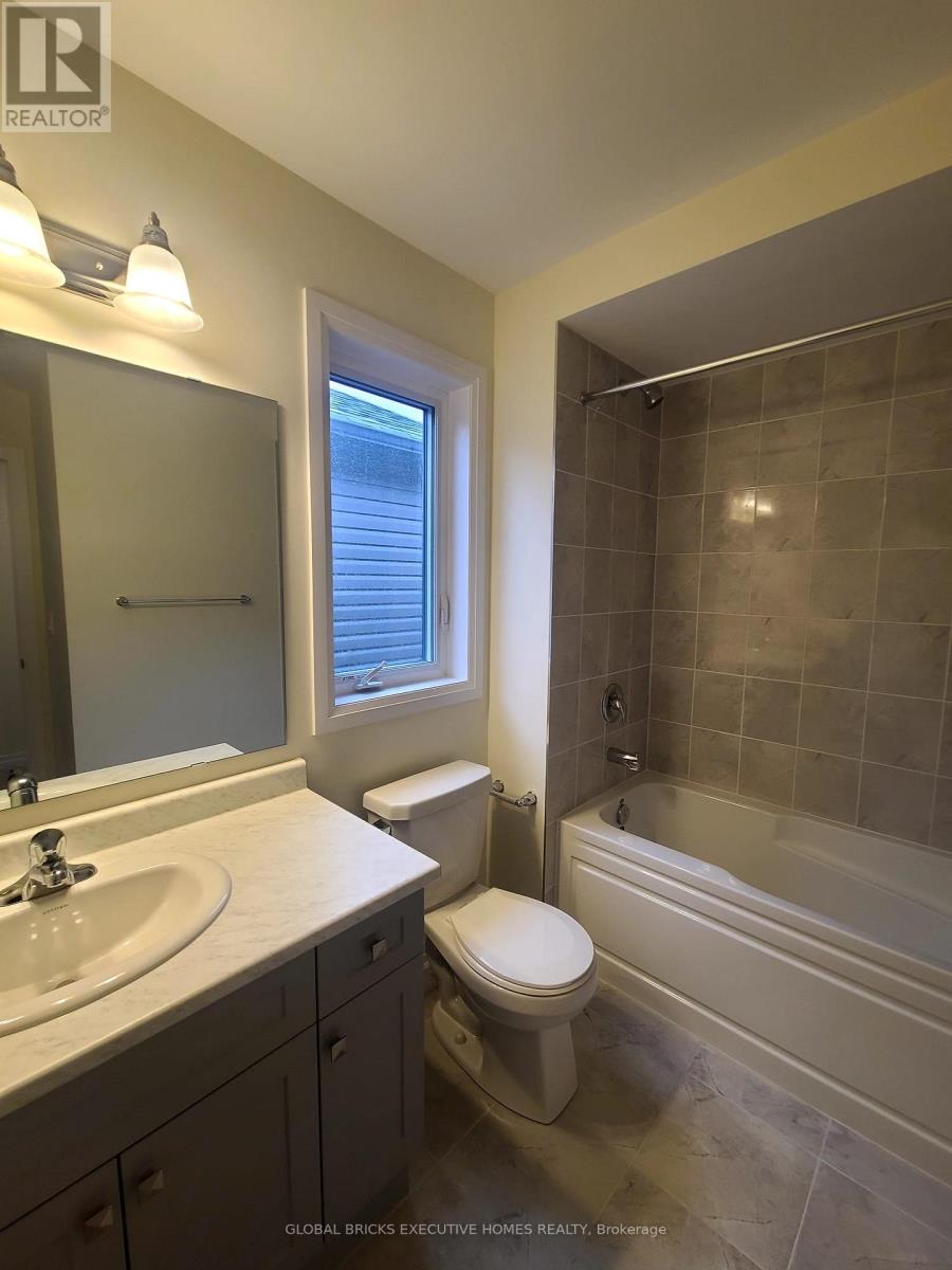 11 POETT AVENUE - 40