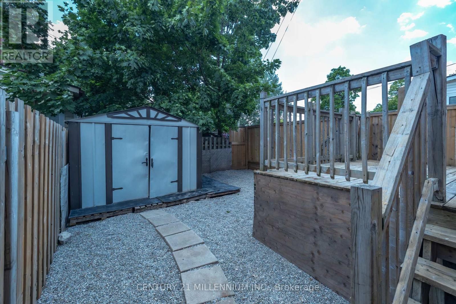 242 BALMORAL AVENUE N - 6
