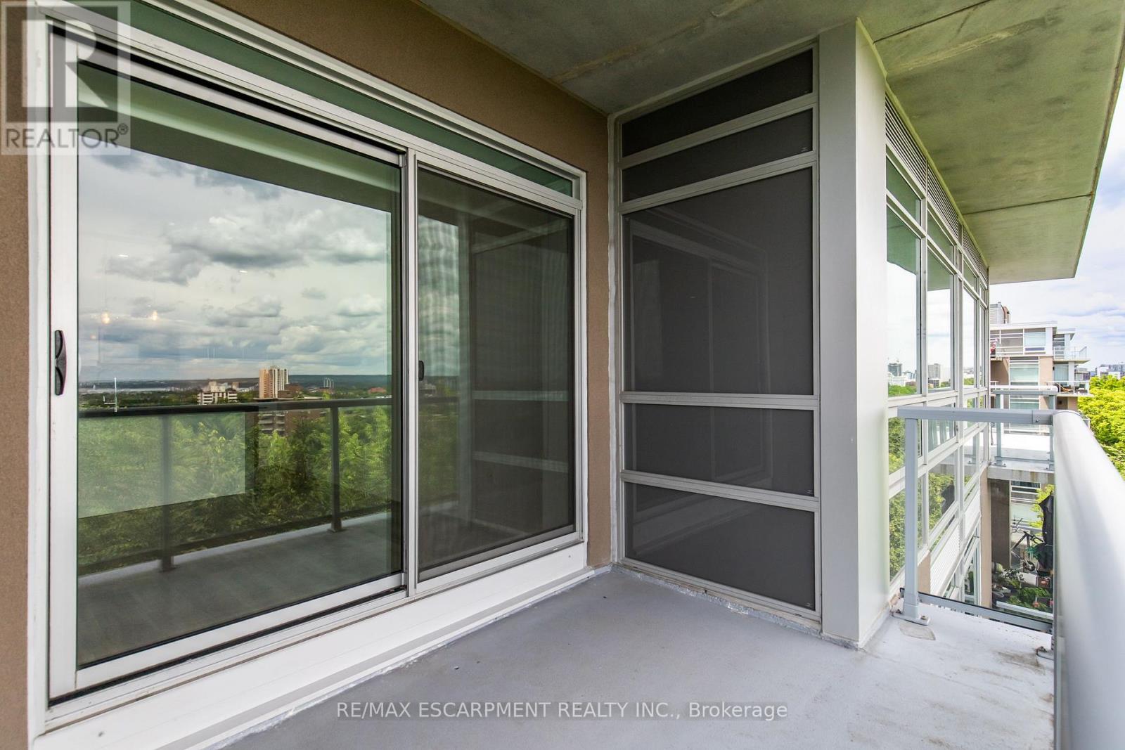 #506 479 CHARLTON AVENUE - 14