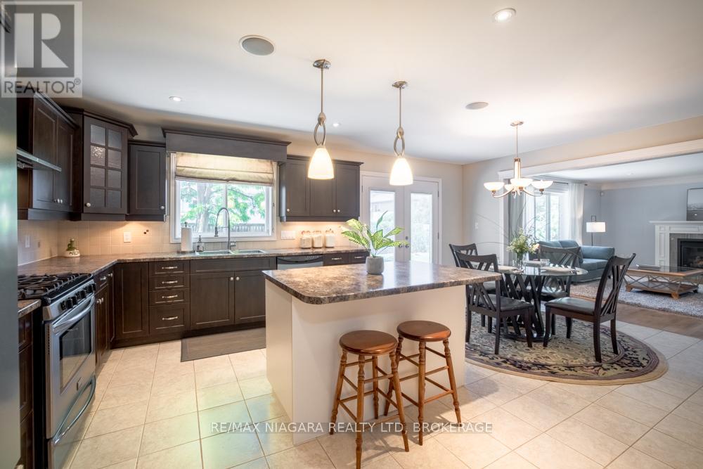 374 PELHAM ROAD - 17