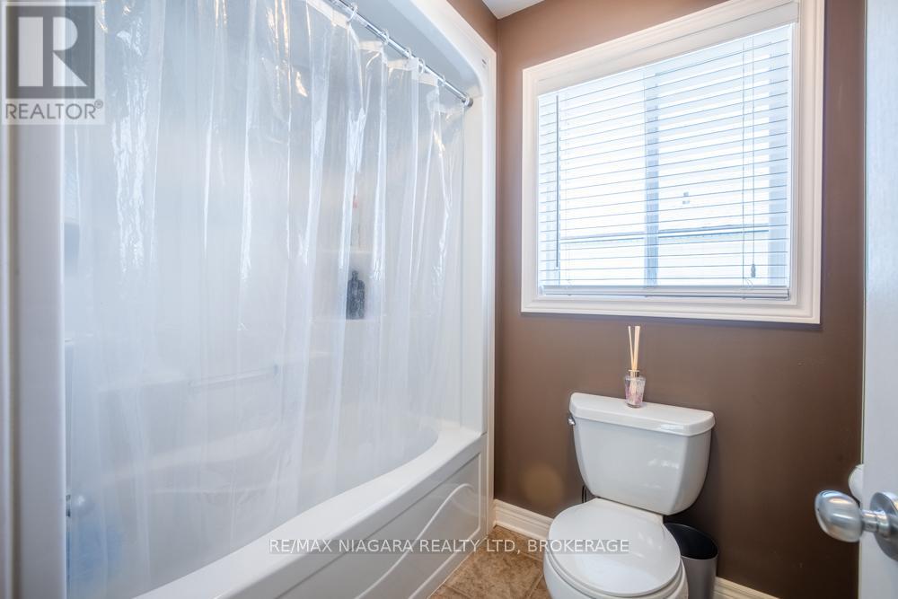 374 PELHAM ROAD - 27