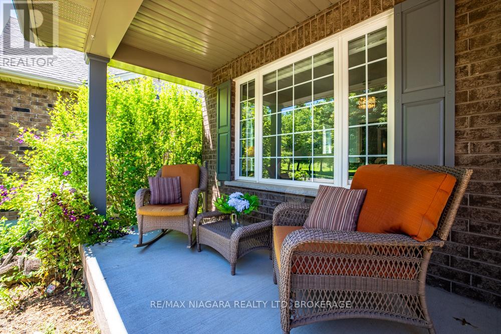 374 PELHAM ROAD - 3