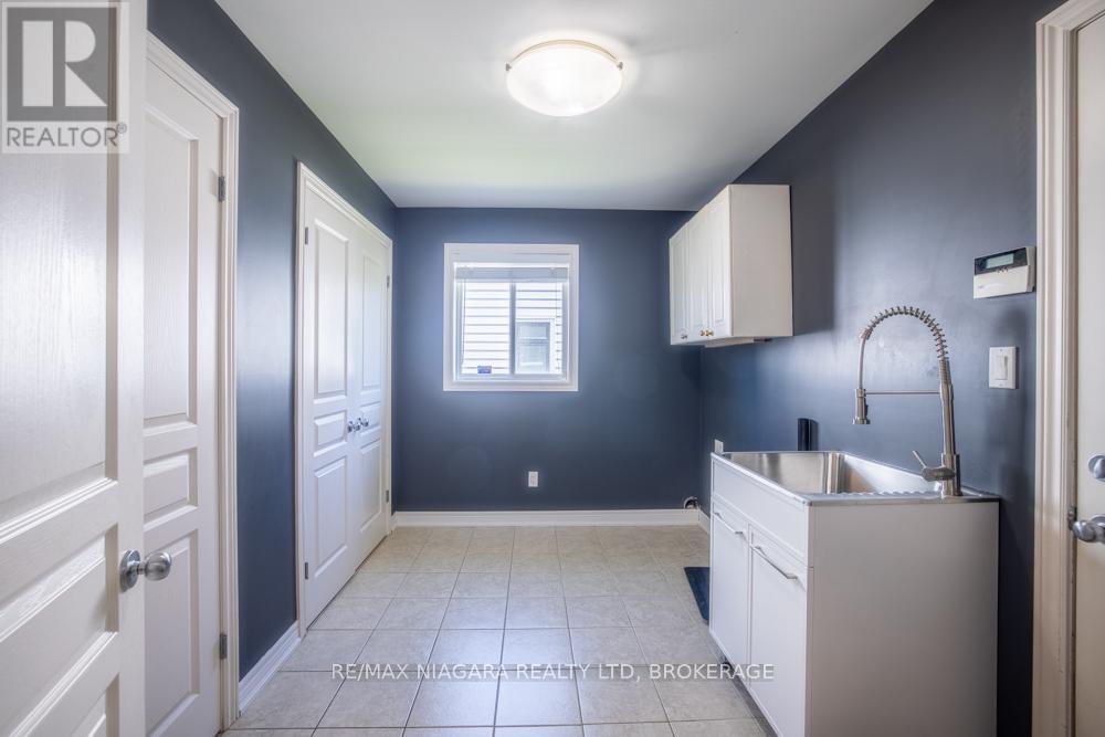 374 PELHAM ROAD - 32