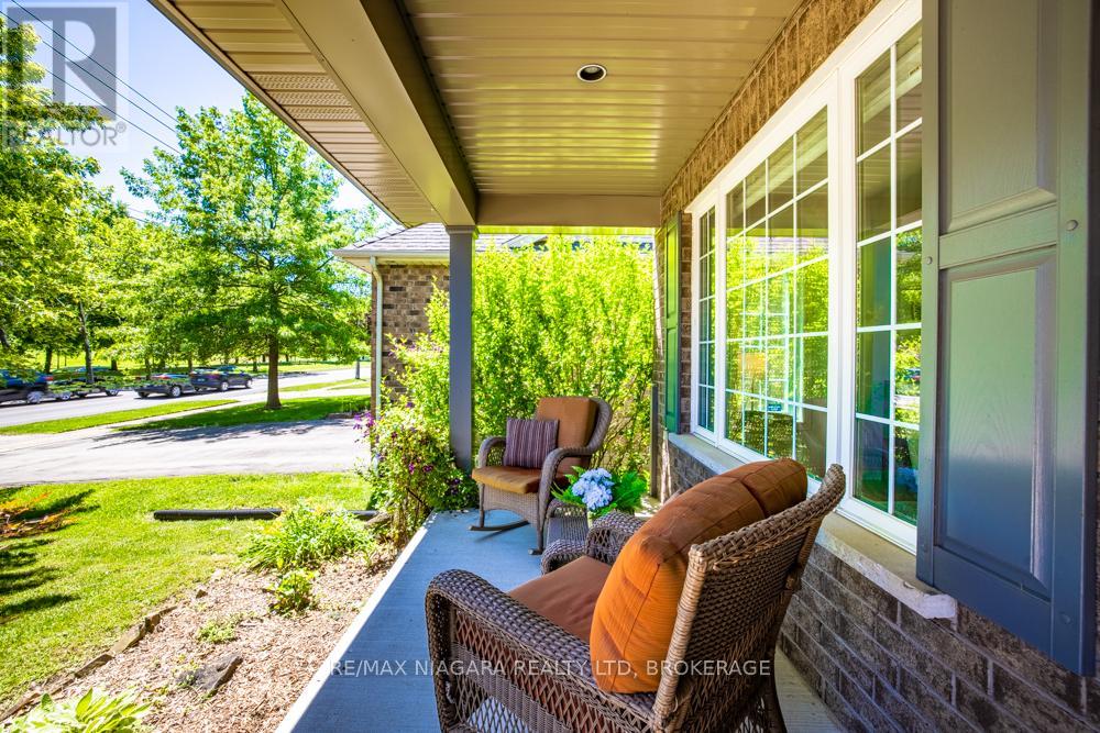 374 PELHAM ROAD - 4