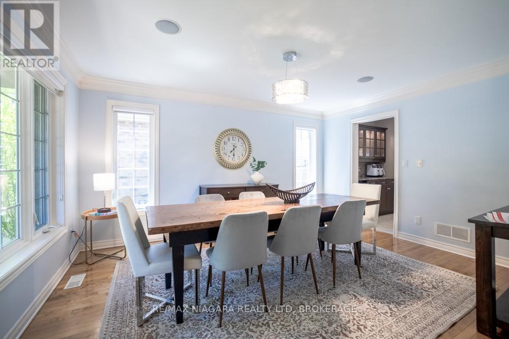374 PELHAM ROAD - 7