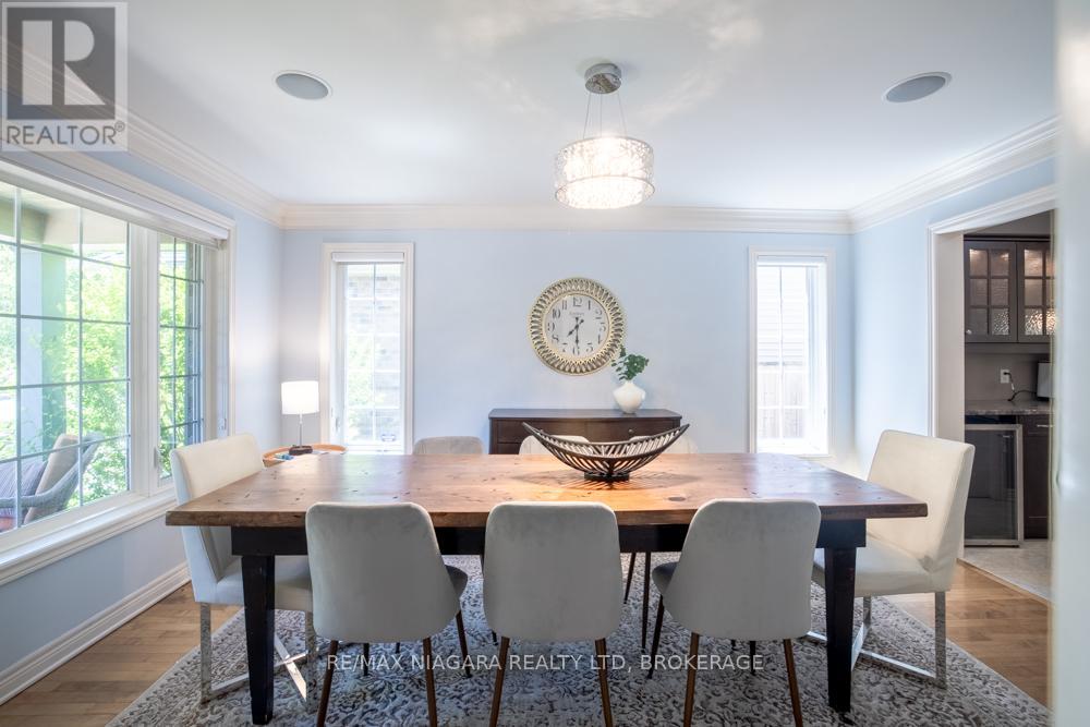 374 PELHAM ROAD - 8