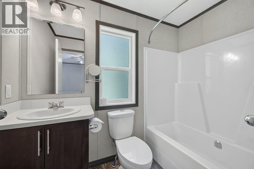 #23 5161 63 Avenue - 25
