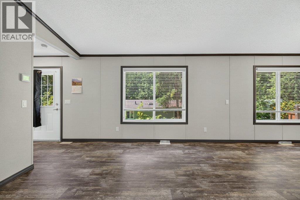 #23 5161 63 Avenue - 9