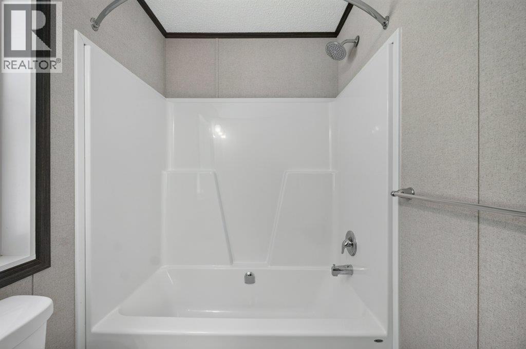 #23 5161 63 Avenue - 26
