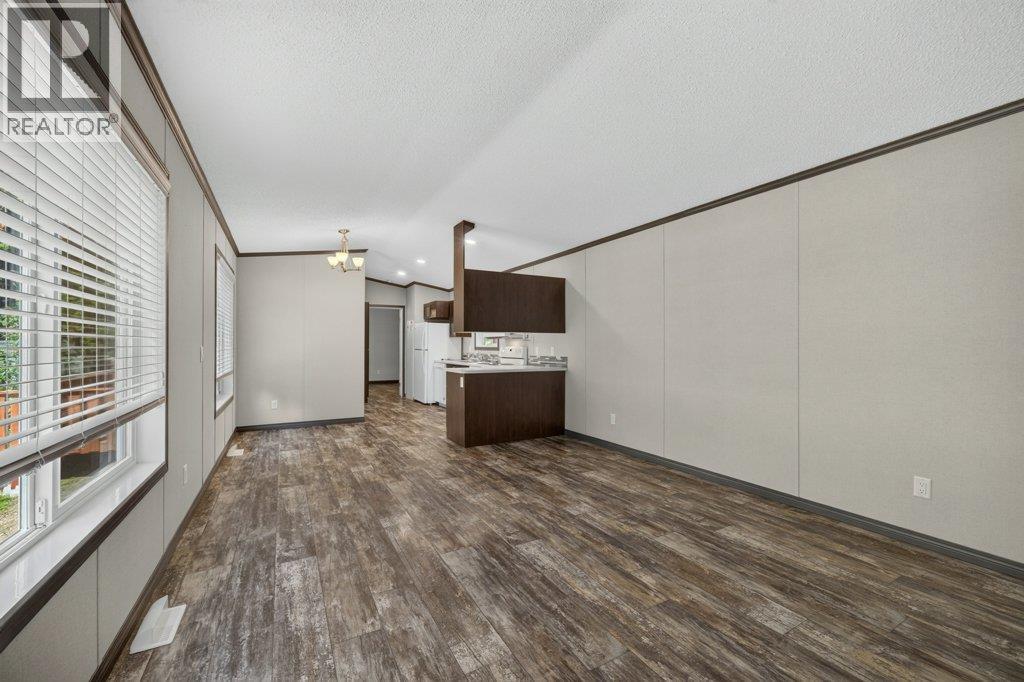 #23 5161 63 Avenue - 7