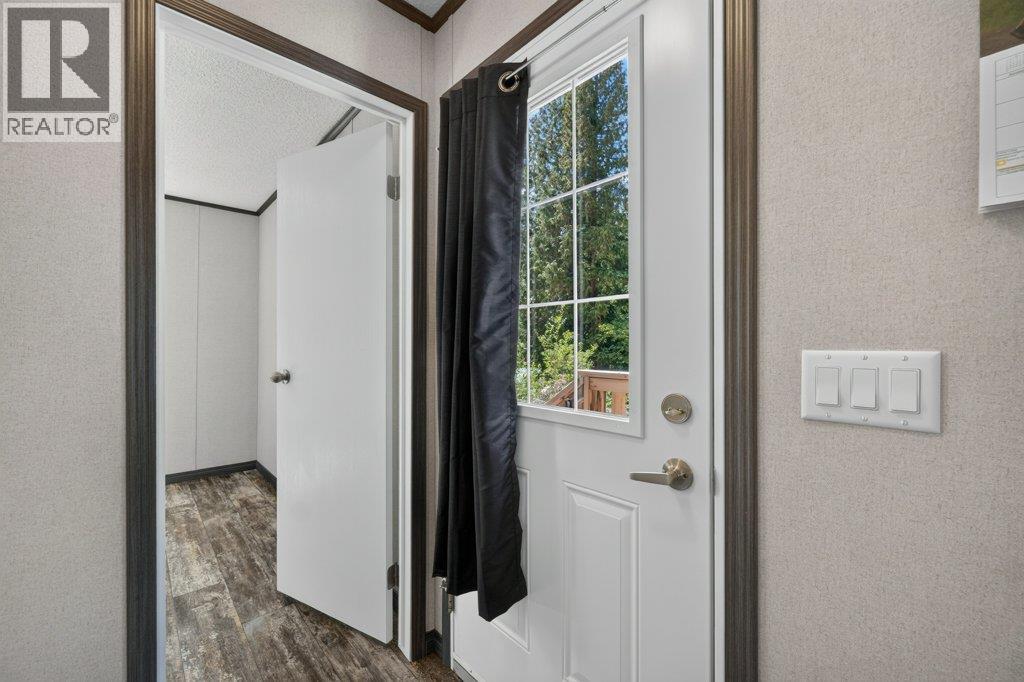 #23 5161 63 Avenue - 33