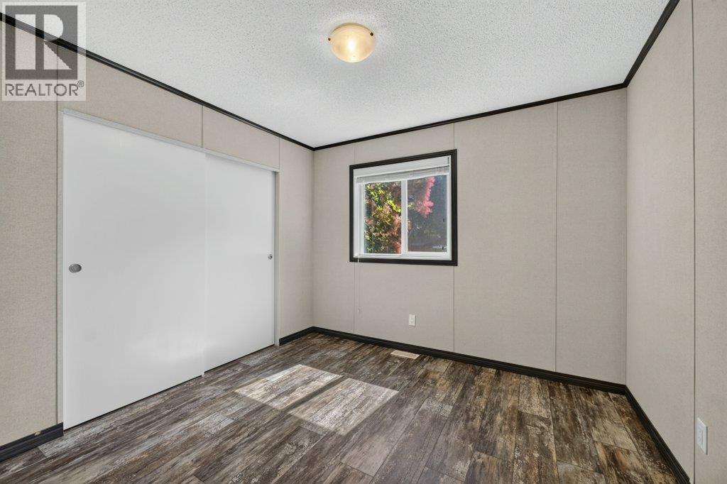 #23 5161 63 Avenue - 34