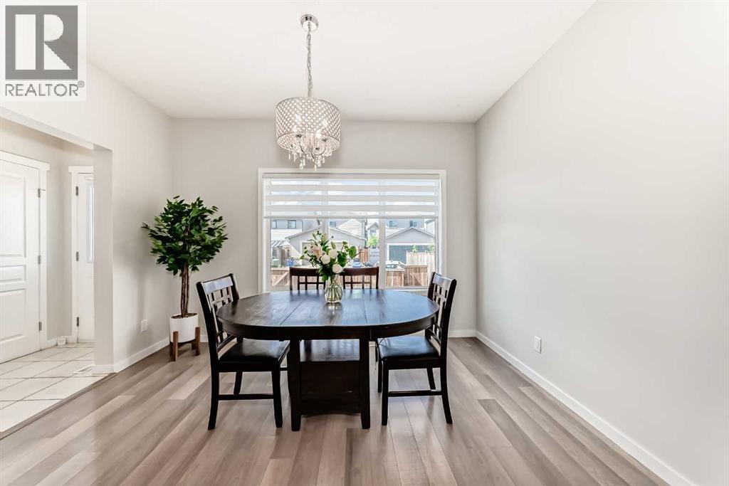 151 Copperpond Rise SE - 14