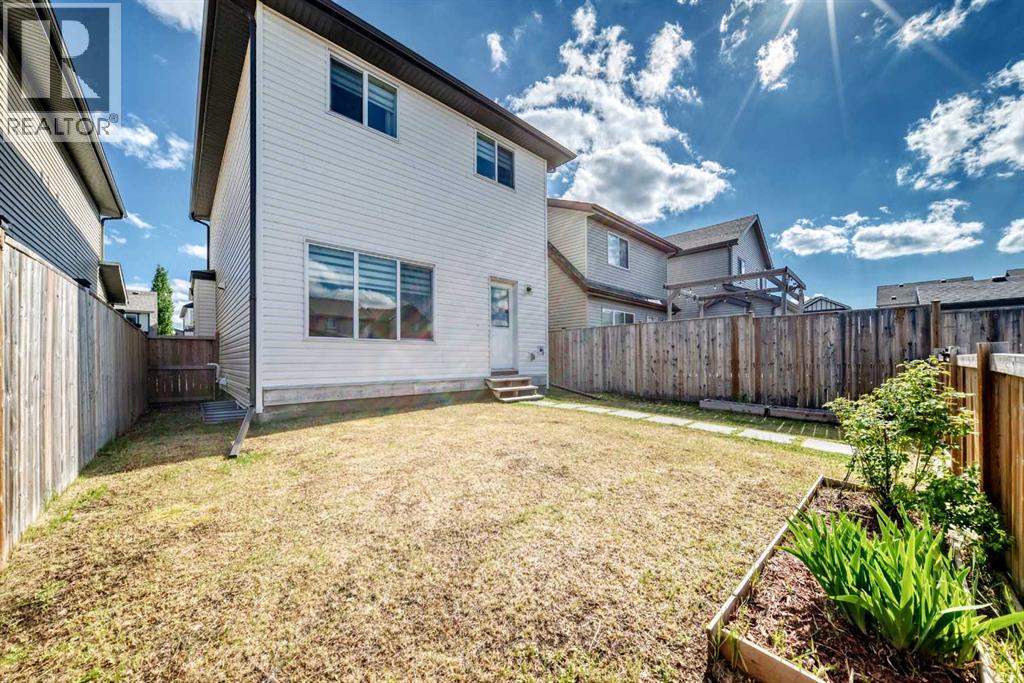 151 Copperpond Rise SE - 30