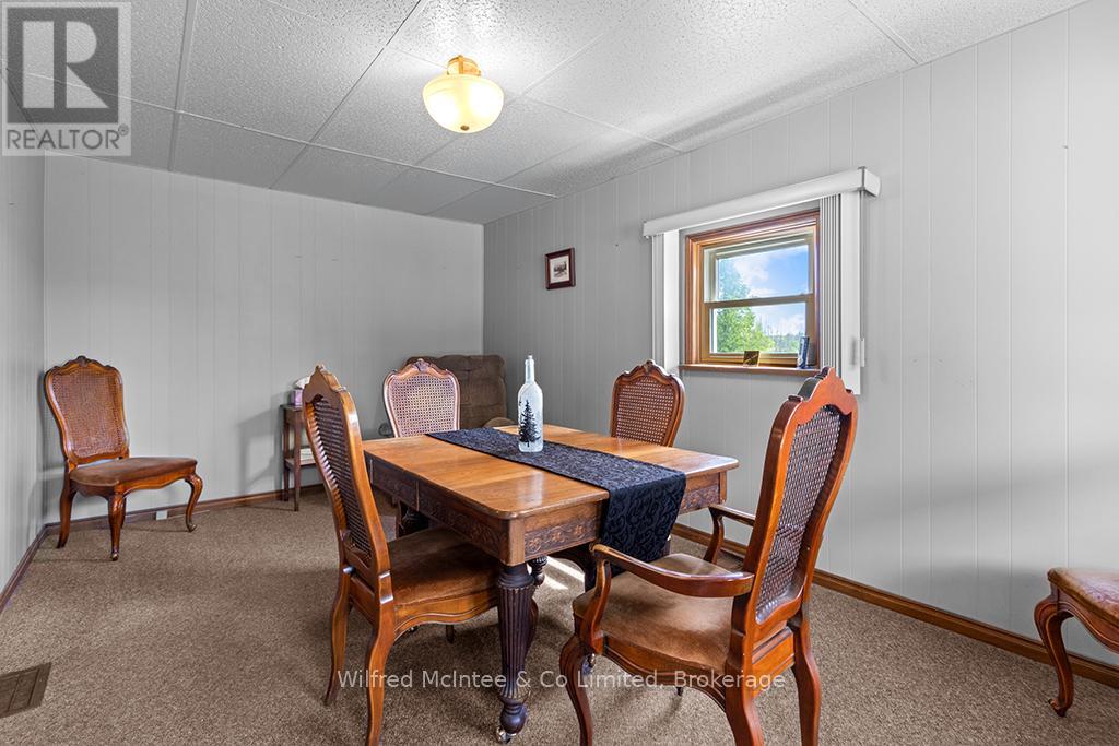 242287 16 CONCESSION - 10