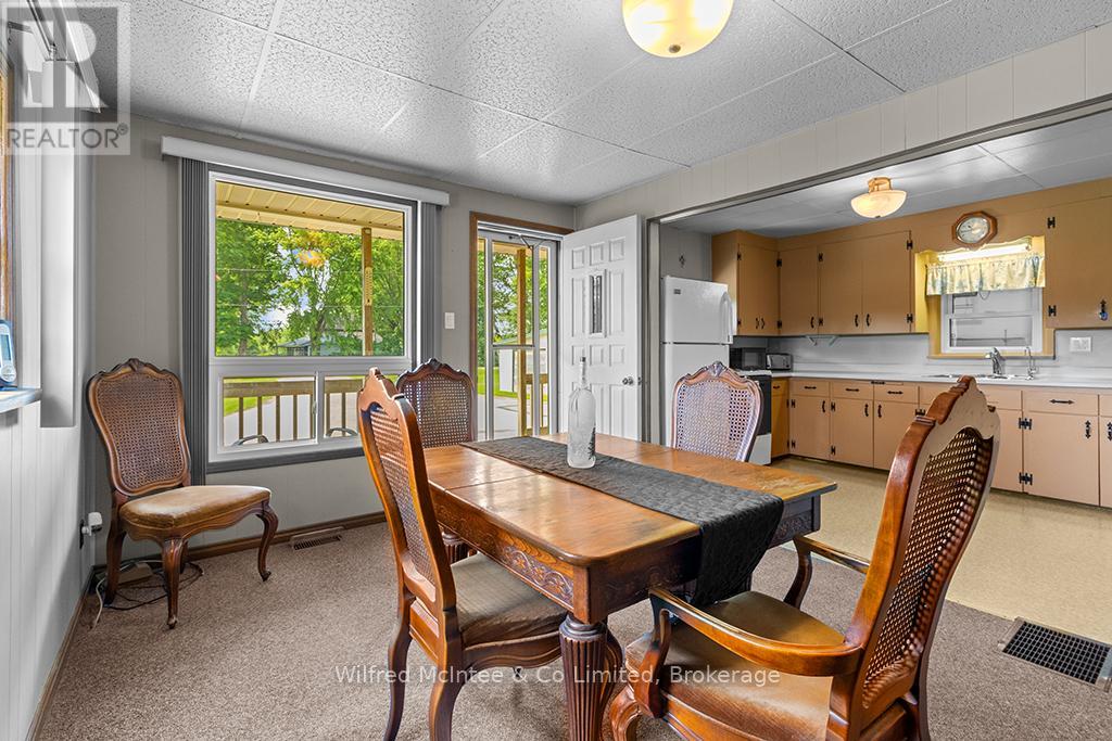 242287 16 CONCESSION - 11