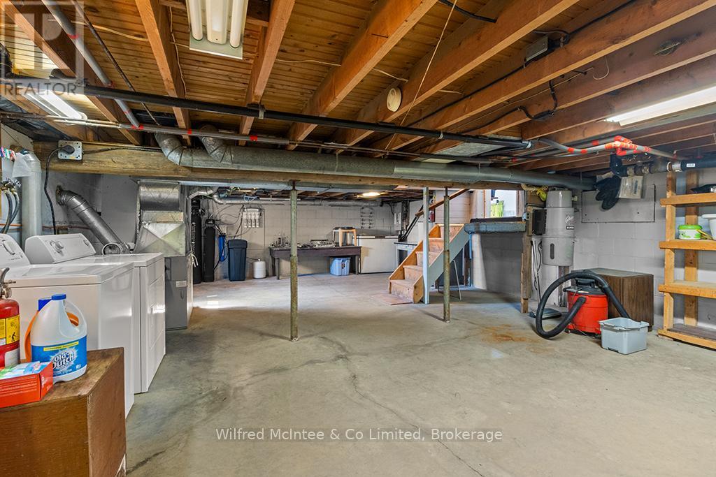 242287 16 CONCESSION - 25