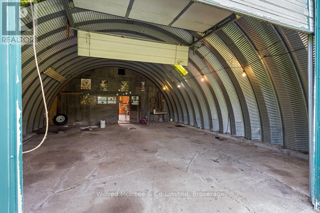 242287 16 CONCESSION - 41