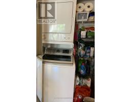 207 - 140 Bathurst Street, Toronto, ON M5V3N8 Photo 11