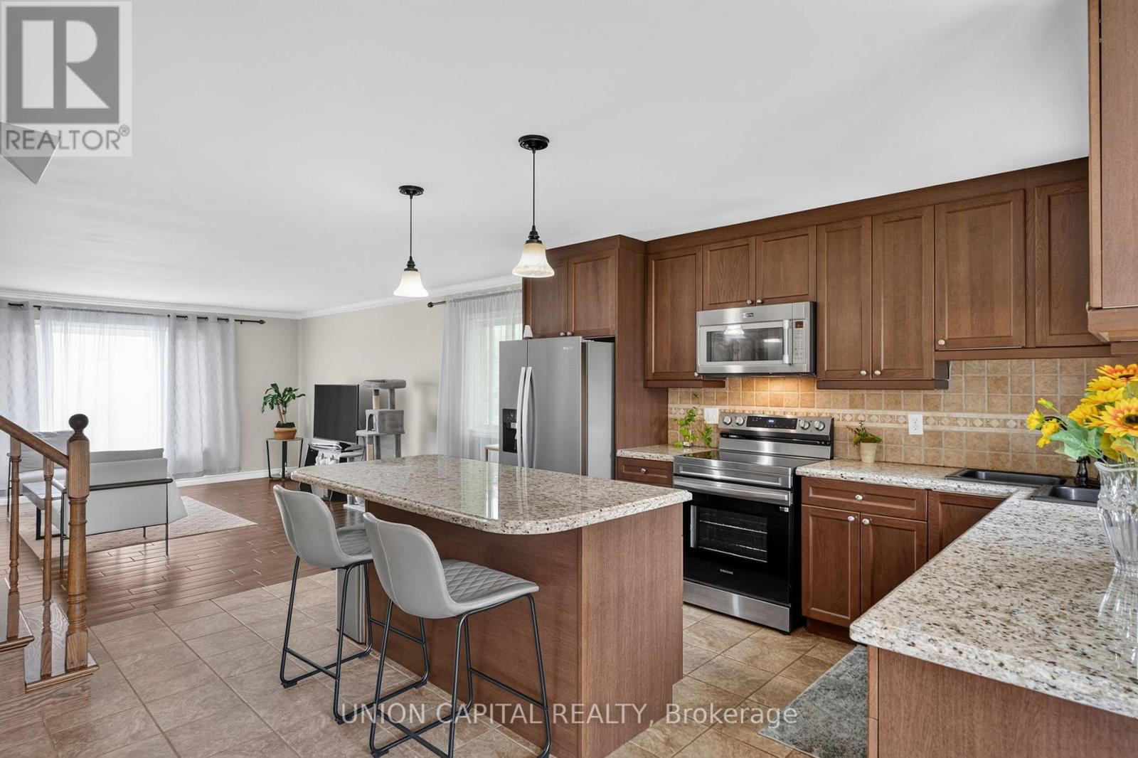 3132 RAVENSHOE ROAD - 12