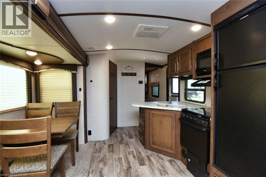 #29 1085 10TH CONCESSION Road W - 10