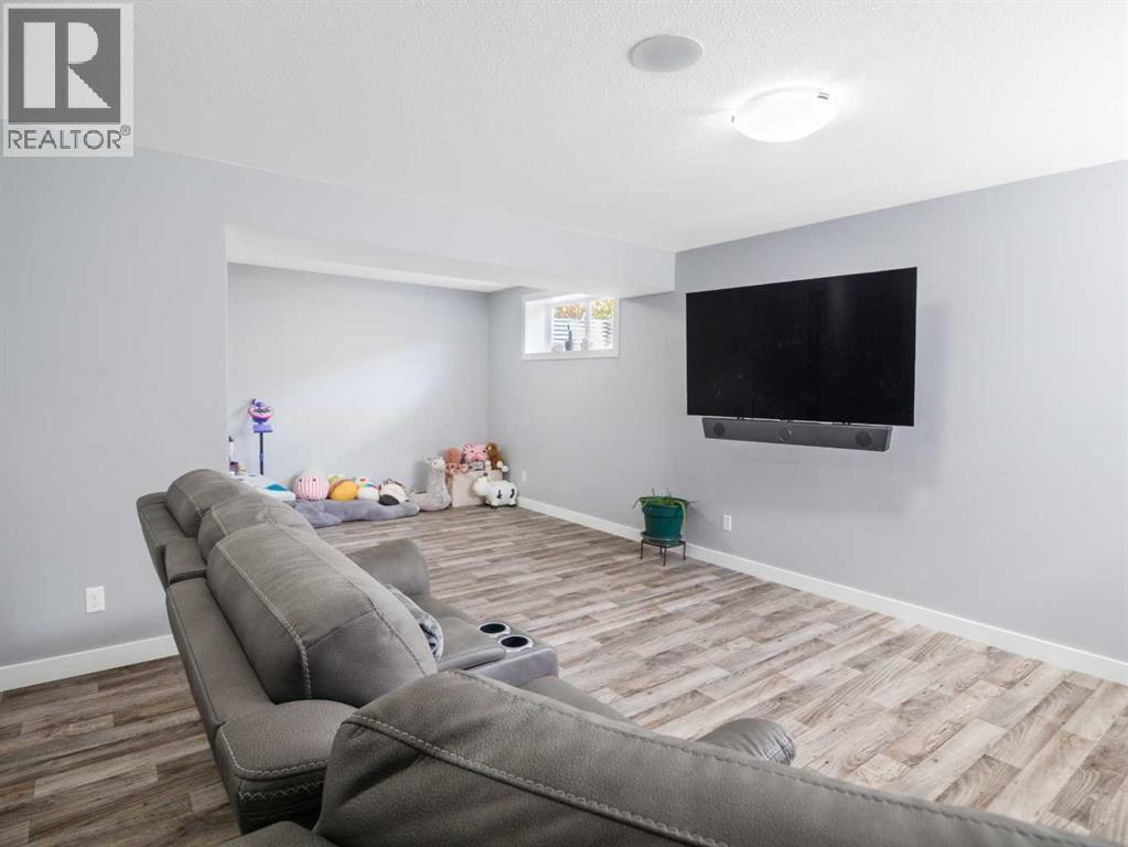 3541 44 Avenue - 24