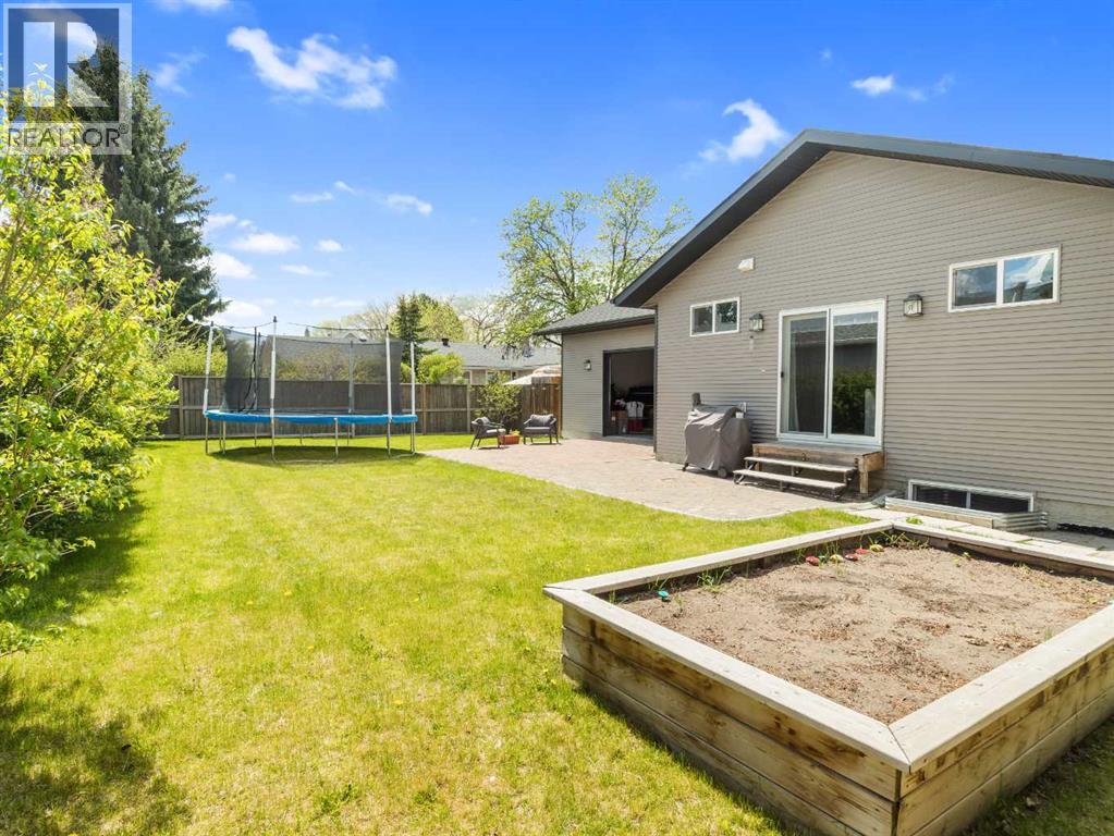 3541 44 Avenue - 31