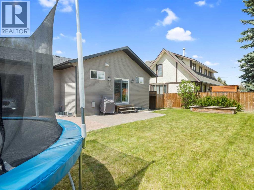 3541 44 Avenue - 32