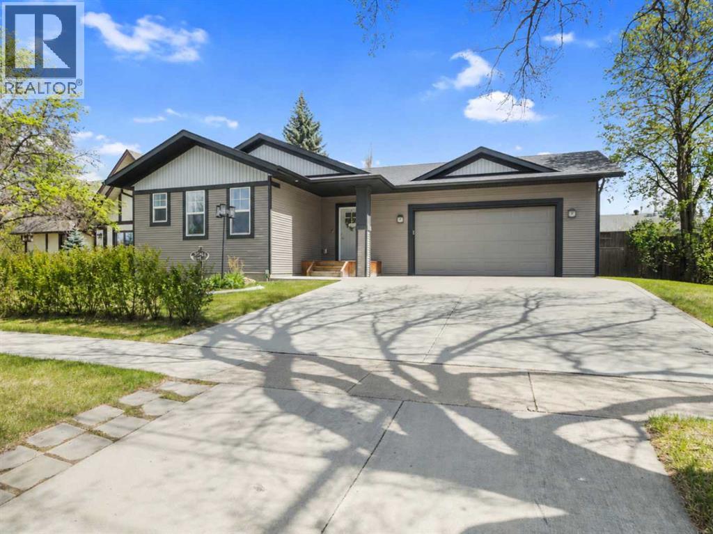 3541 44 Avenue - 2