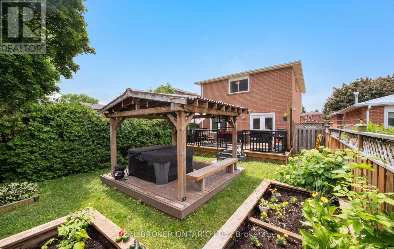 52 VIVALDI CRESCENT - 26