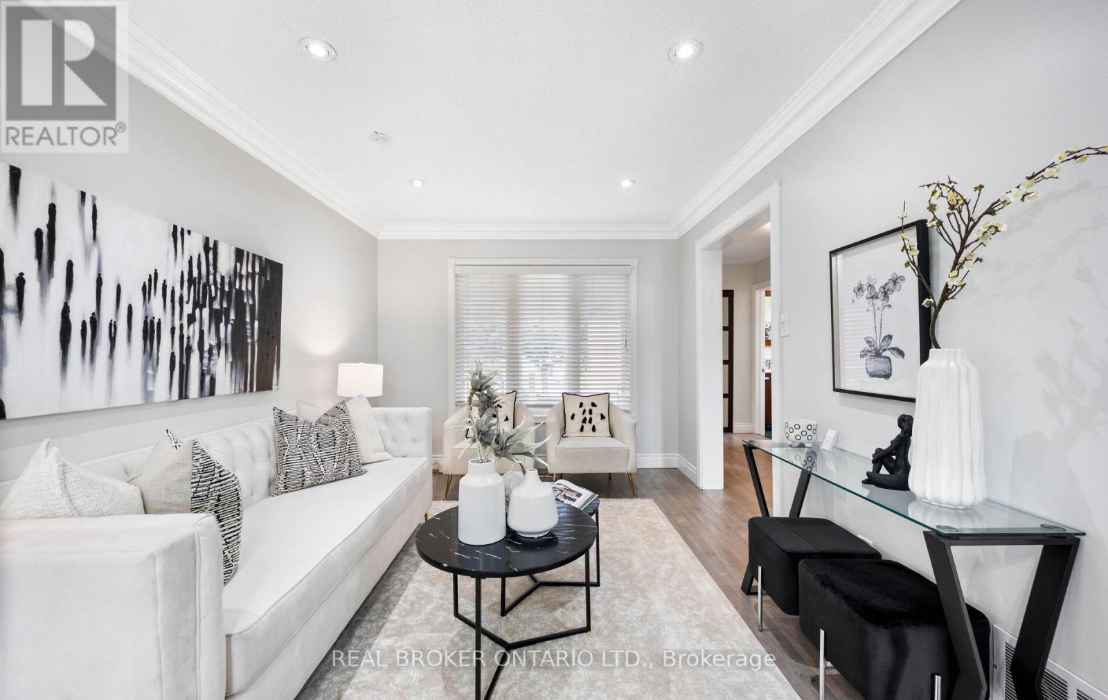 52 VIVALDI CRESCENT - 4