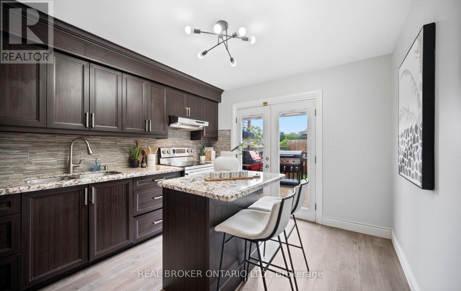 52 VIVALDI CRESCENT - 8