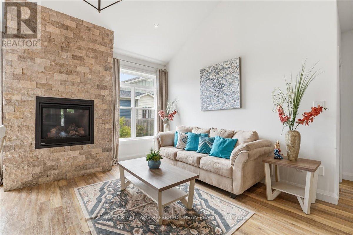 3805 RYAN AVENUE - 9