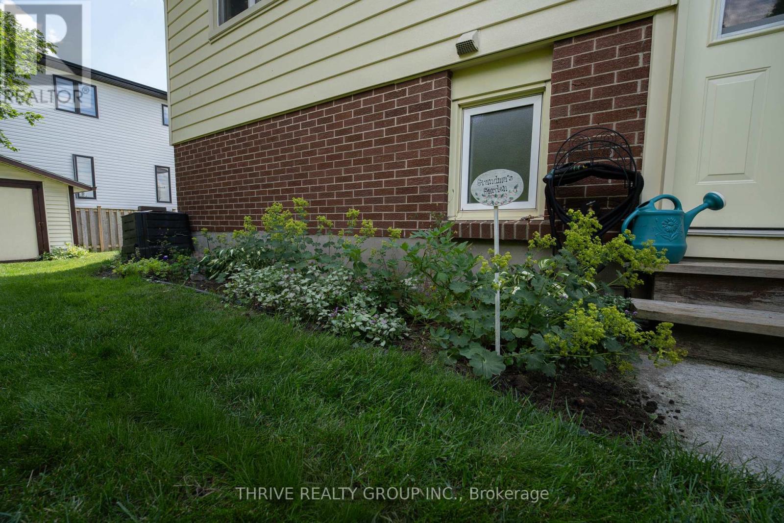 235 STANLEY STREET S - 31