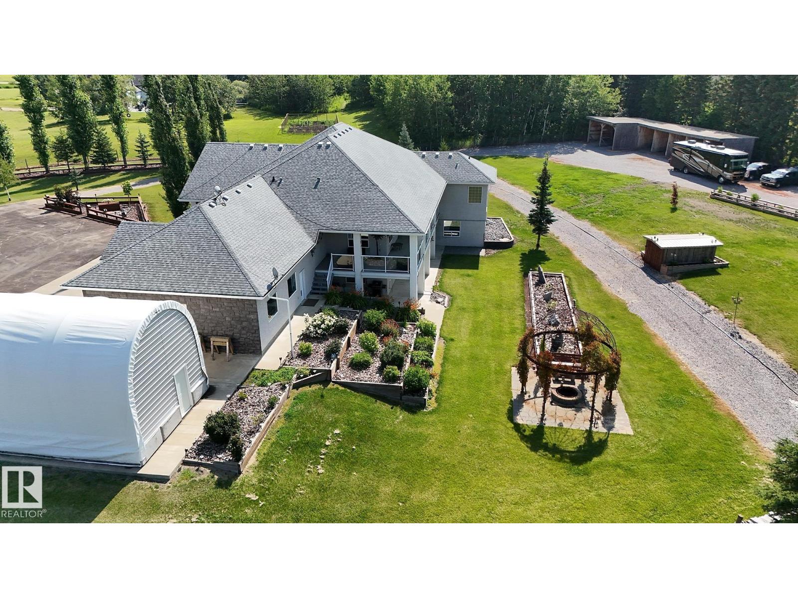 #400 51430 RGE ROAD 231 - 45