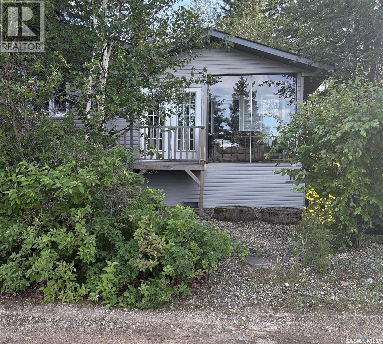 205 bay DRIVE W - 1