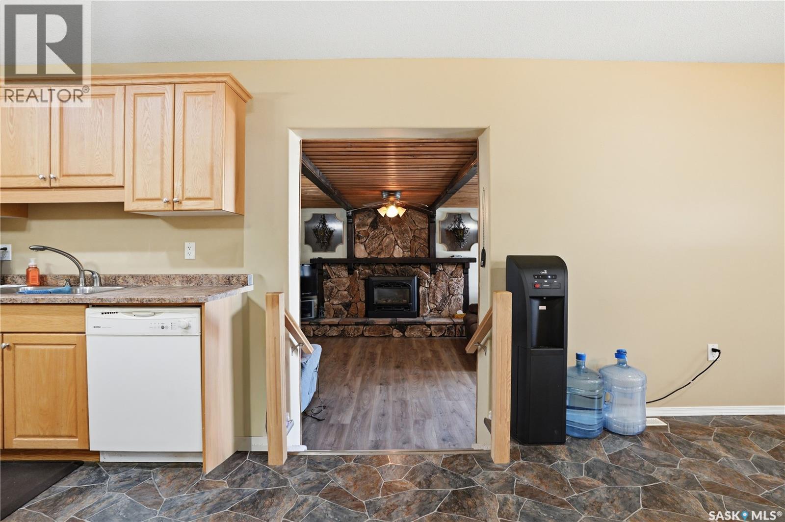 205 bay DRIVE W - 16