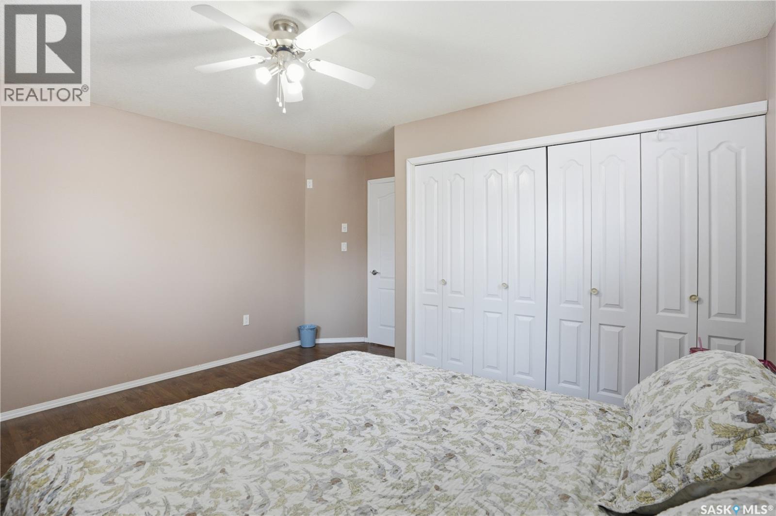 205 bay DRIVE W - 33