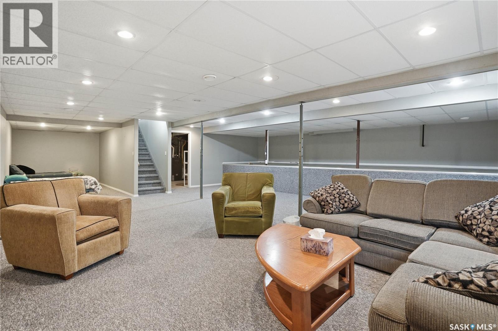 205 bay DRIVE W - 40
