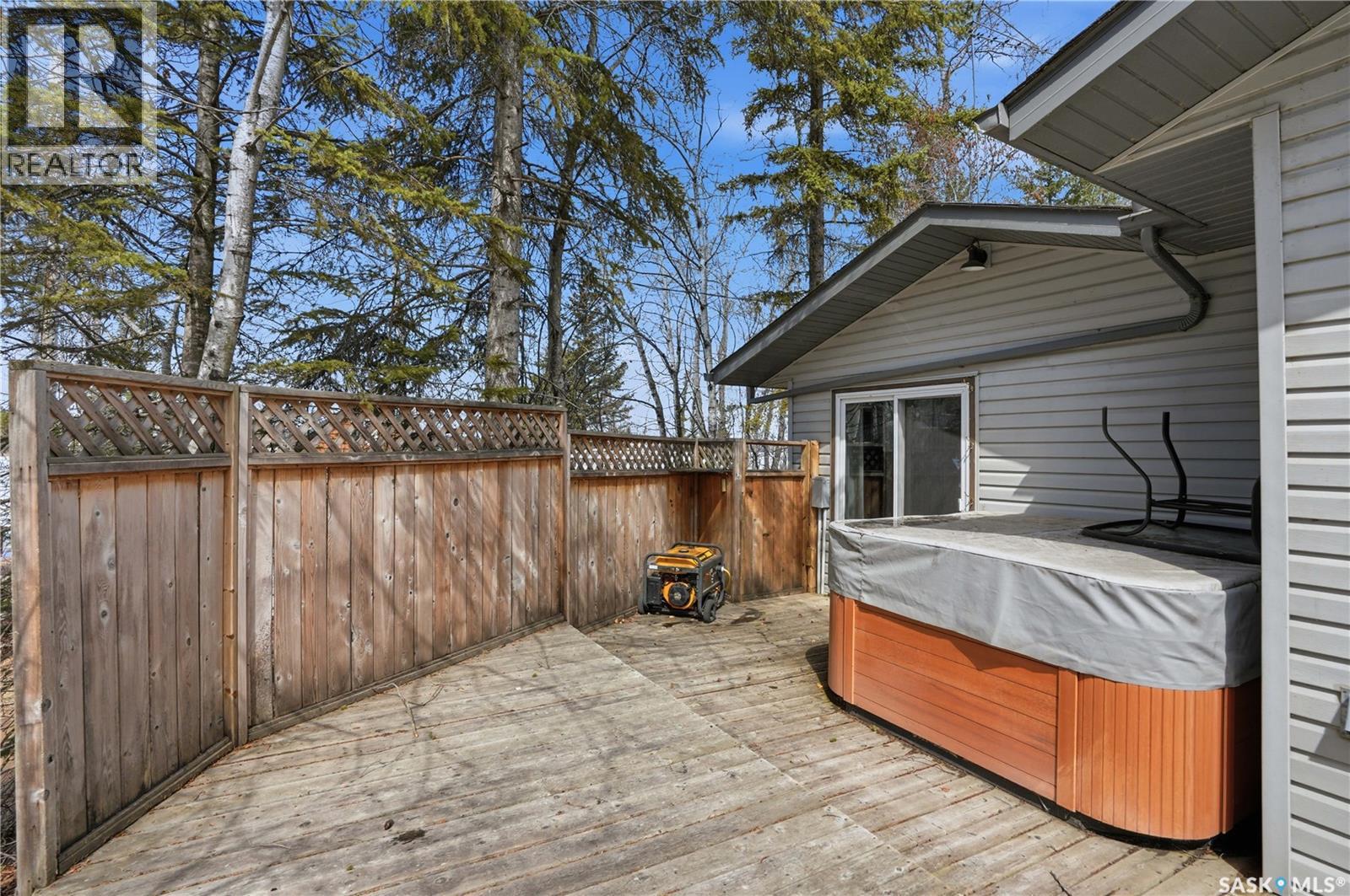 205 bay DRIVE W - 50